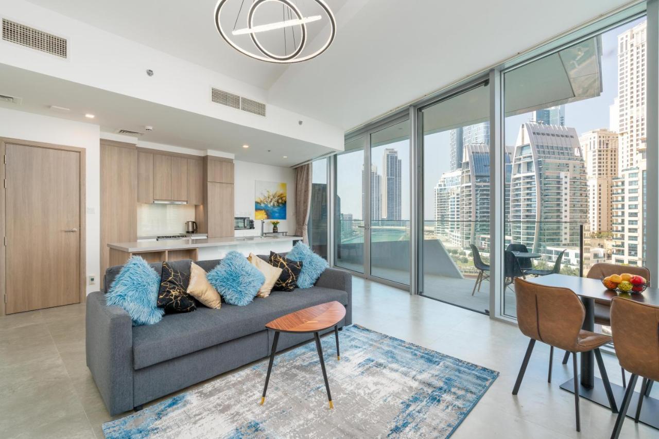 Vacay Lettings - Waterfront Luxury With Full Marina View Apartment *